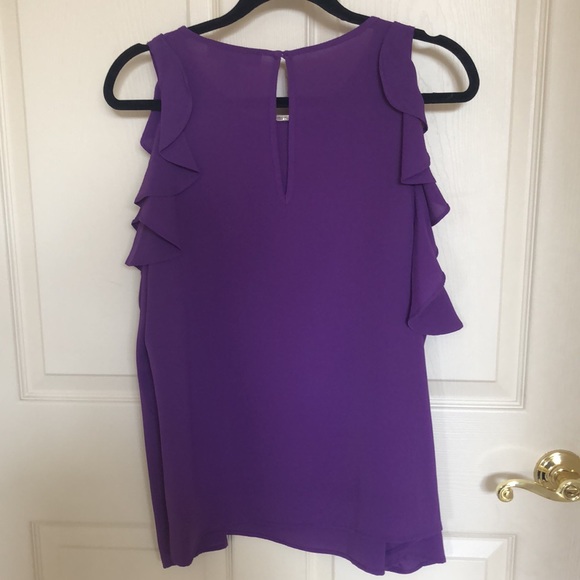 Michael Kors M Cold Shoulder with Ruffles - Picture 4 of 4